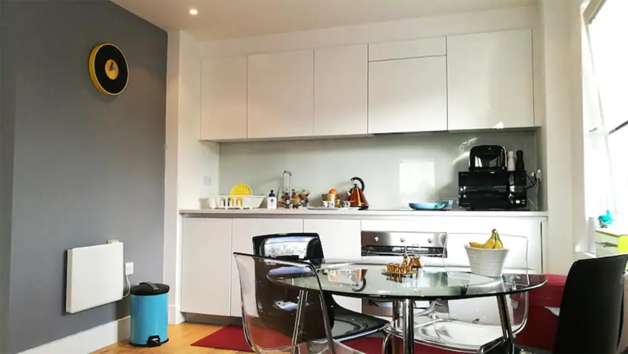 Bright & Spacious Double Bedroom With Ensuite And Concierge! Paid Parking Available Londen Buitenkant foto